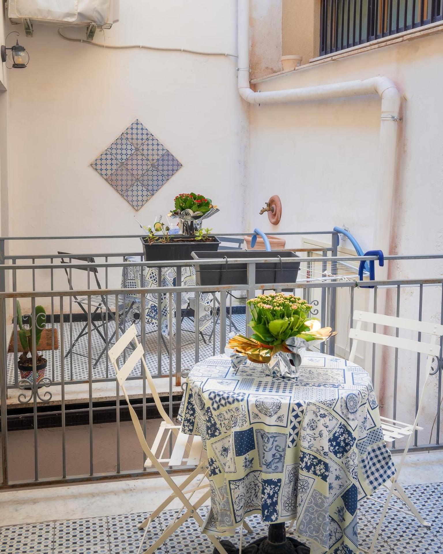 Mille91 Apartment Palermo Bagian luar foto
